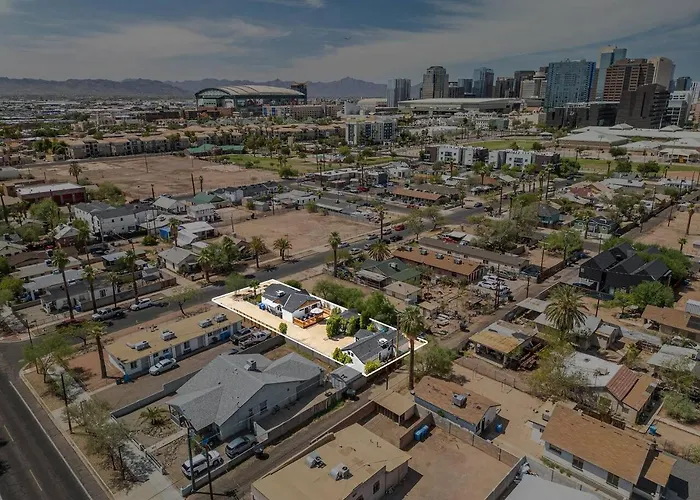 Downtown Modern Retreat 2 Homes In 1 Phoenix